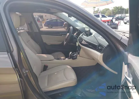 2014 BMW X1 Sdrive28I из США, поврежденный, VIN WBAVM1C58EVW47762